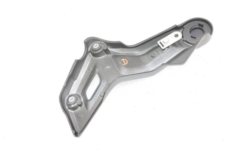 photo de CACHE CHASSIS LATERAL DROIT YAMAHA MT-07 MT07 ABS 700 (2018 - 2020) - Détail de la pièce