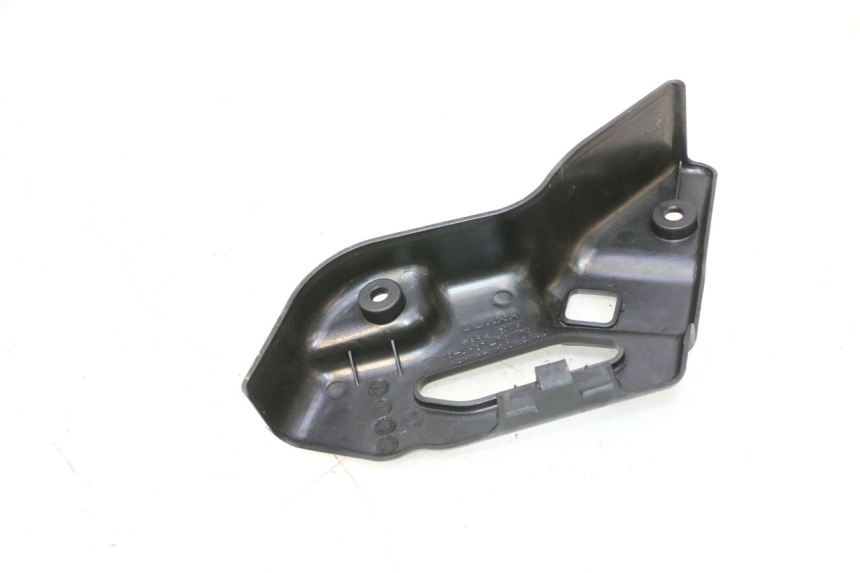 photo de CACHE CHASSIS LATERAL DROIT KYMCO MXU R 250 (2004 - 2010) - Zoom état d’usage