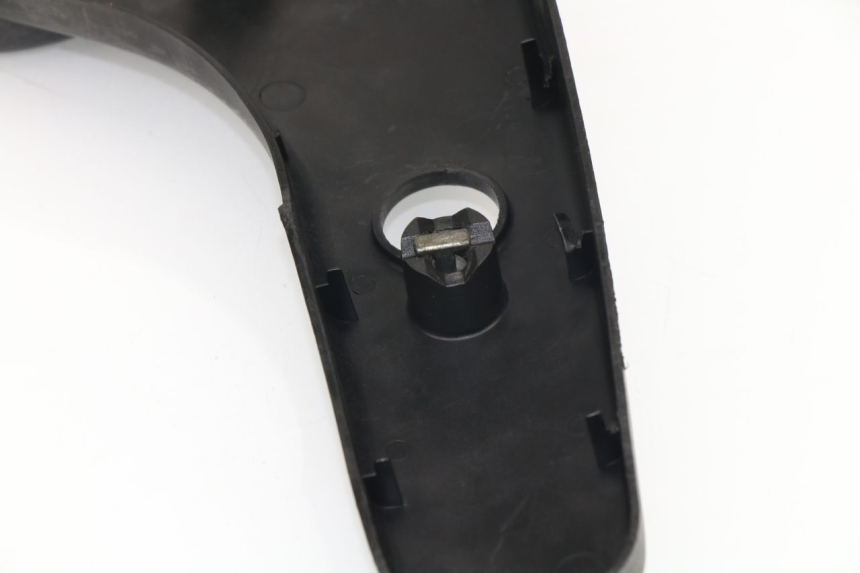 photo de CACHE CHASSIS LATERAL DROIT PIAGGIO CIAO P MIX 50 (1996 - 2000)