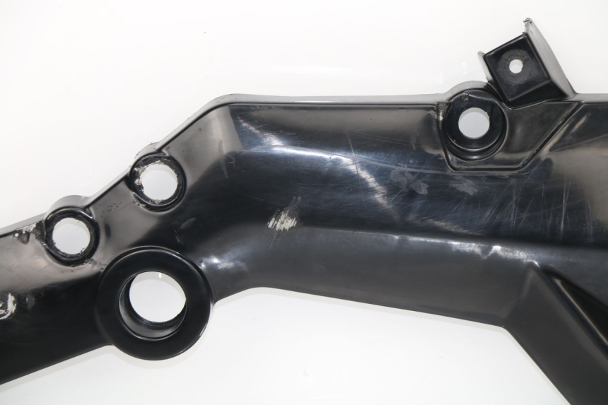 photo de CACHE CHASSIS LATERAL DROIT RIEJU RS3 50 (2010 - 2018)