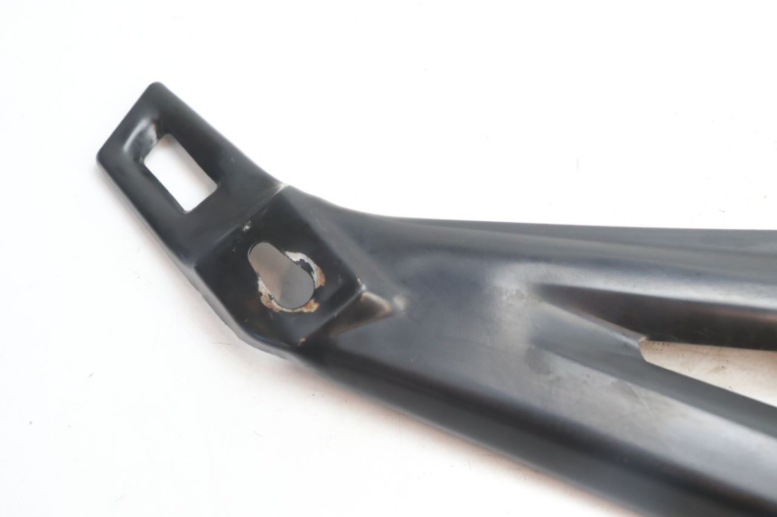 photo de CACHE CHASSIS LATERAL DROIT YAMASAKI STREET 50 (2013 - 2018) - Détail de la pièce
