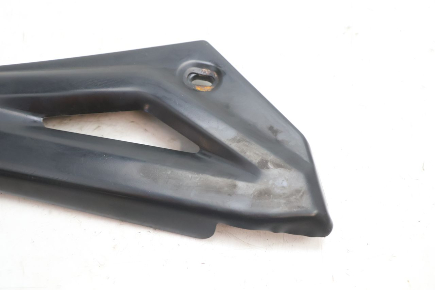 photo de CACHE CHASSIS LATERAL DROIT YAMASAKI STREET 50 (2013 - 2018) - Zoom état d’usage