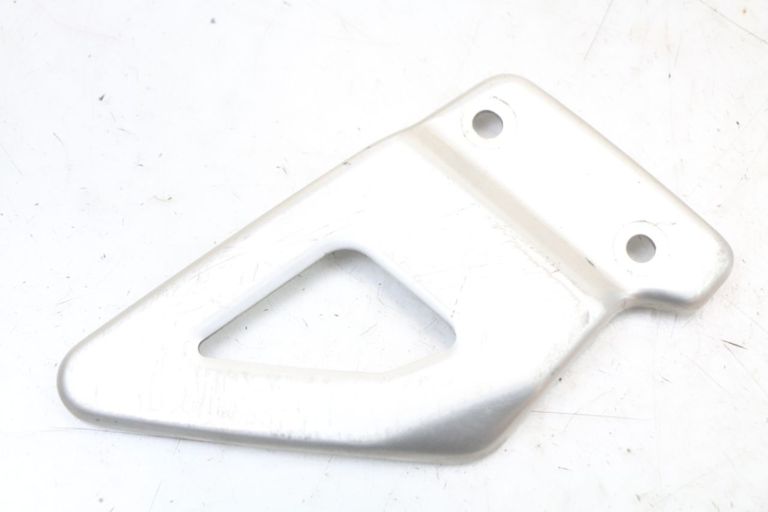 photo de CACHE CHASSIS LATERAL DROIT SUZUKI SV S 650 (1999 - 2002)