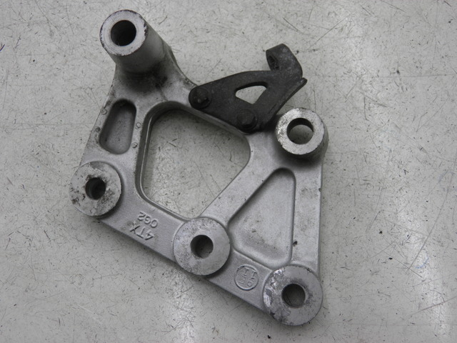 photo de CACHE CHASSIS LATERAL DROIT YAMAHA TDM 850 (1996 - 2001)