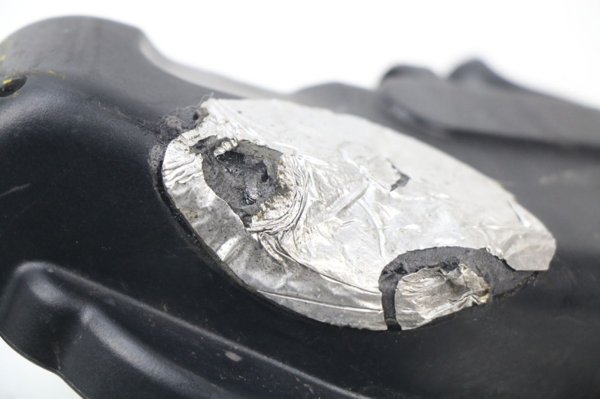 photo de CACHE CHASSIS LATERAL DUCATI M796 MONSTER 796 (2010 - 2014)