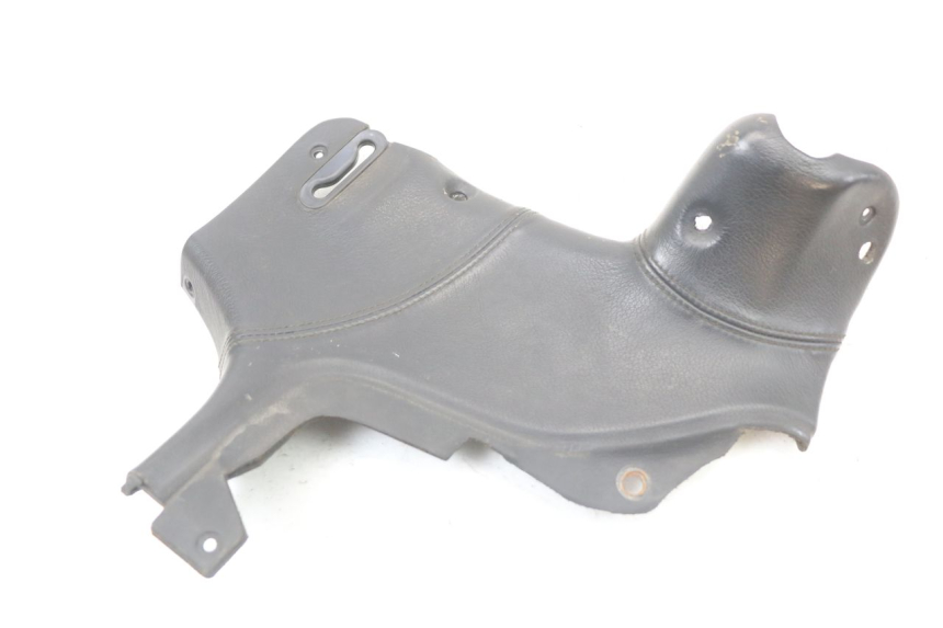 photo de CACHE CHASSIS LATERAL GAUCHE BMW C1 125 (2000 - 2003)