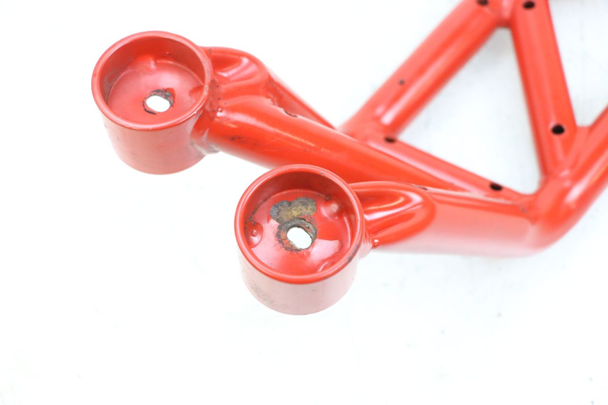 photo de CACHE CHASSIS LATERAL GAUCHE MAG POWER BOMBERS 4T 50 (2016 - 2026) - Gros plan technique