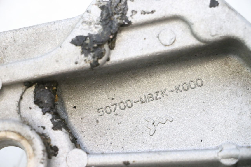 photo de CACHE CHASSIS LATERAL GAUCHE HONDA CB F HORNET 600 (2005 - 2006) - Détail de la pièce