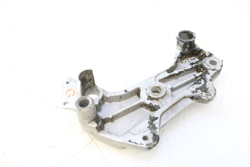 photo de CACHE CHASSIS LATERAL GAUCHE HONDA CB F HORNET 600 (2005 - 2006) - Zoom état d’usage