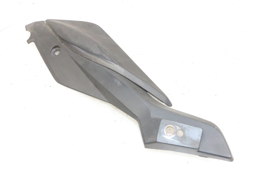 photo de CACHE CHASSIS LATERAL GAUCHE KSR CODE 125 (2018 - 2020) - Points de fixation