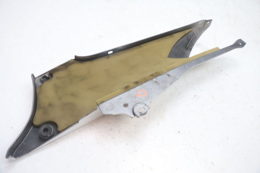 photo de CACHE CHASSIS LATERAL GAUCHE YAMAHA FJR 1300 (2001 - 2005) - Pièce contrôlée