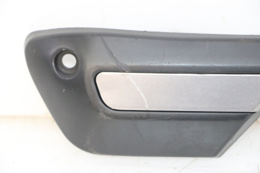 photo de CACHE CHASSIS LATERAL GAUCHE KEEWAY K-LIGHT KLIGHT 125 (2018 - 2025)