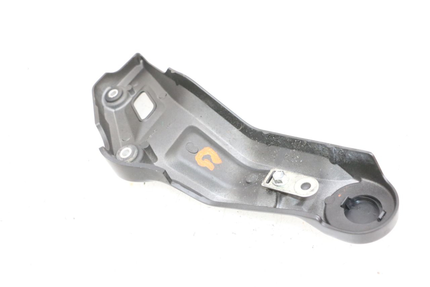 photo de CACHE CHASSIS LATERAL GAUCHE YAMAHA MT-07 MT07 ABS 700 (2018 - 2020) - Autre angle de vue