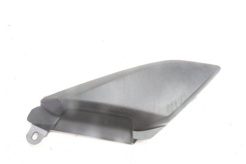 photo de CACHE CHASSIS LATERAL GAUCHE YAMAHA N-MAX NMAX 125 (2021 - 2024) - Vue principale