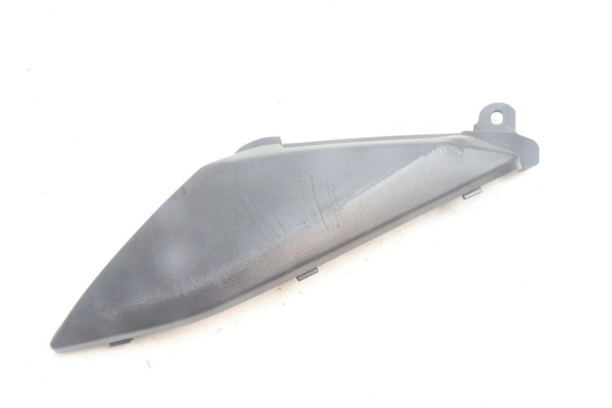 photo de CACHE CHASSIS LATERAL GAUCHE YAMAHA N-MAX NMAX 125 (2021 - 2024) - Vue d’ensemble