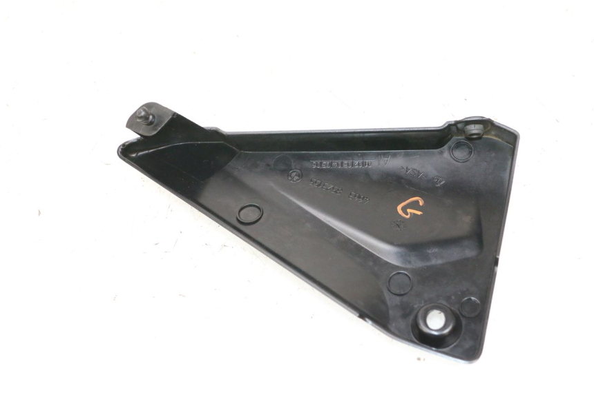 photo de CACHE CHASSIS LATERAL GAUCHE BMW R GS 1250 (2021 - 2024) - Zoom état d’usage