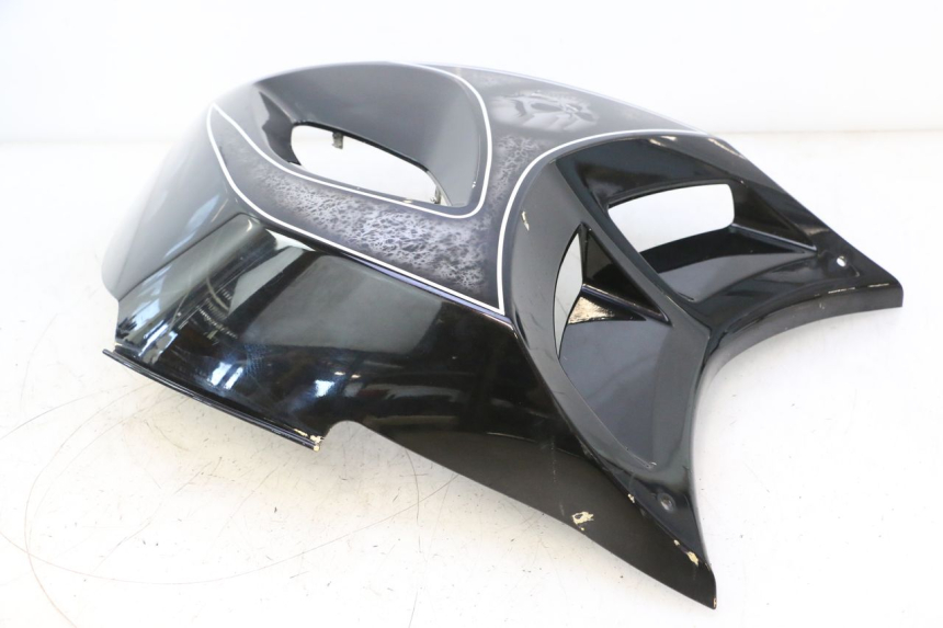 photo de CACHE CHASSIS LATERAL GAUCHE CAN-AM SPYDER RS 1000 (2008 - 2012) - Vue rapprochée