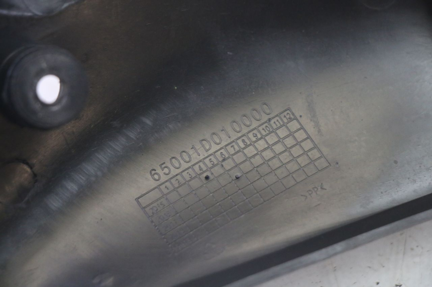 photo de CACHE CHASSIS LATERAL GAUCHE KSR TR SM 50 (2015 - 2018) - Gros plan technique