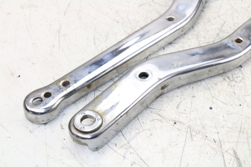 photo de CACHE CHASSIS LATERAL HONDA CA REBEL 125 (1995 - 2001) - Zoom état d’usage