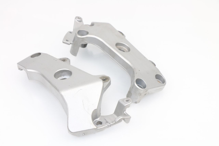 photo de CACHE CHASSIS LATERAL HONDA CBF S HORNET 600 (2002 - 2003)