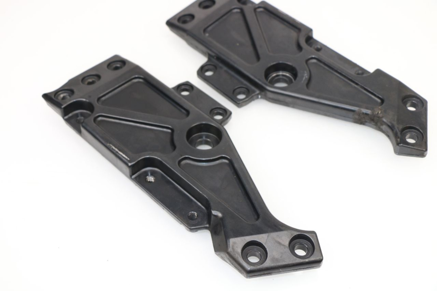 photo de CACHE CHASSIS LATERAL KAWASAKI ZEPHYR 550 (1991 - 1998)