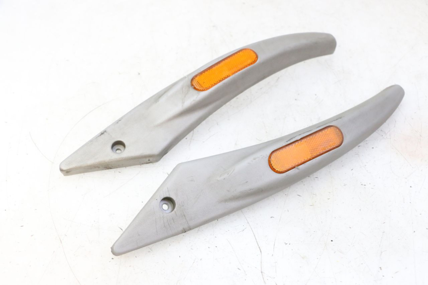 photo de CACHE CHASSIS LATERAL PIAGGIO LIBERTY 125 (1998 - 2008)