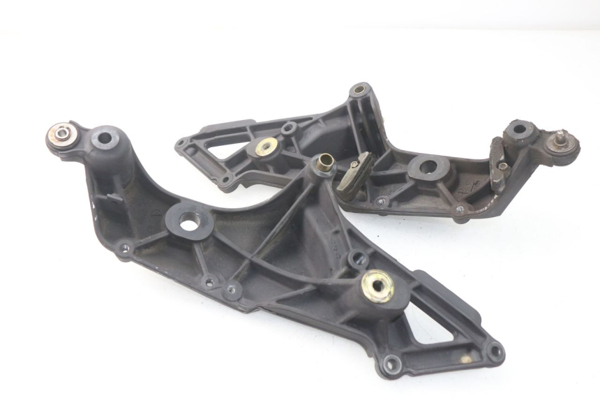 photo de CACHE CHASSIS LATERAL MV AGUSTA BRUTALE R WALLY 910 (2008 - 2008)