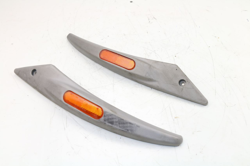 photo de CACHE CHASSIS LATERAL PIAGGIO LIBERTY 2T 50 (2009 - 2013)