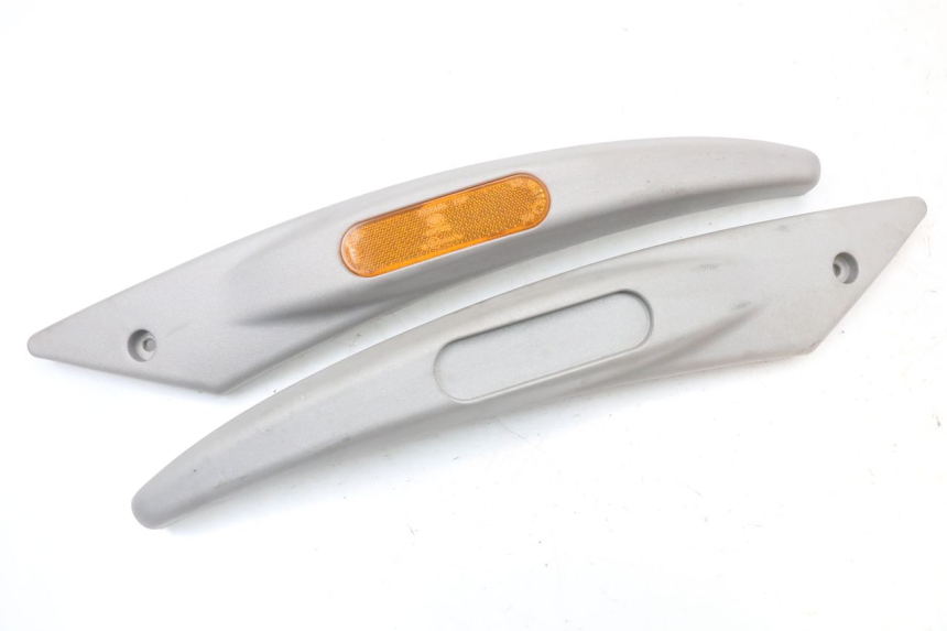 photo de CACHE CHASSIS LATERAL PIAGGIO LIBERTY 4T 50 (2004 - 2008)