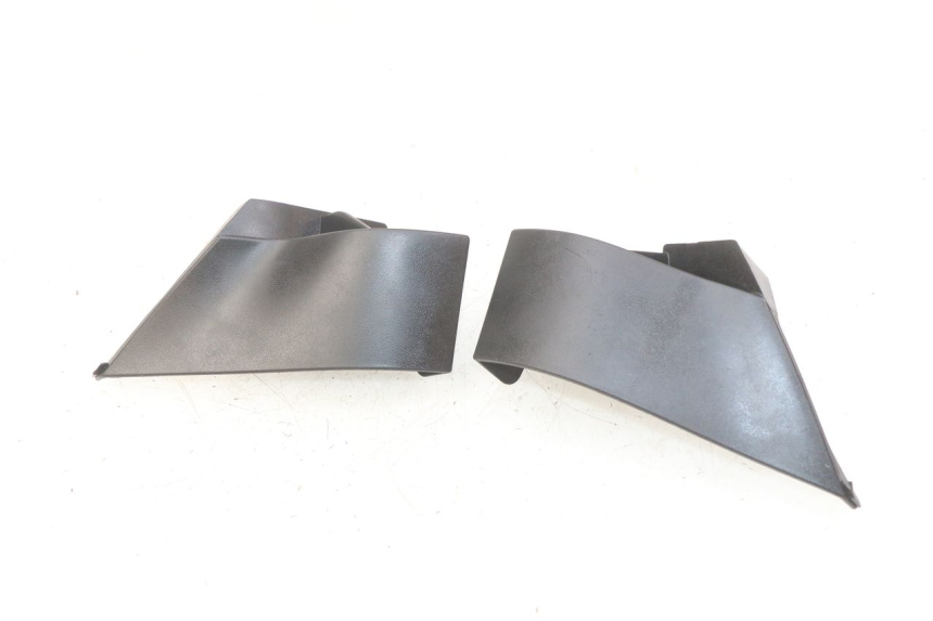 photo de CACHE CHASSIS LATERAL PIAGGIO LIBERTY IGET S 125 (2016 - 2020)