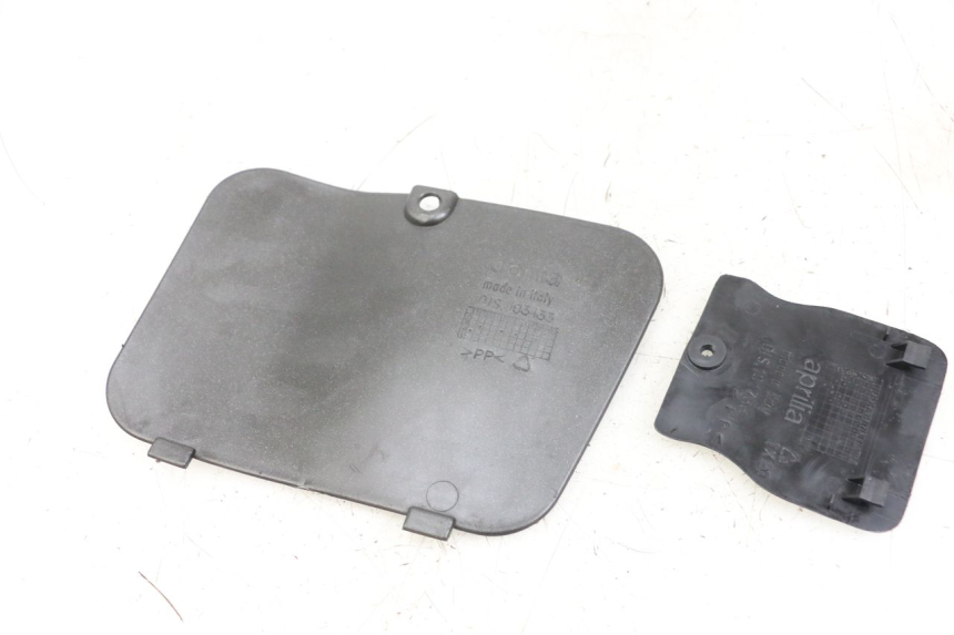 photo de CACHE CHASSIS LATERAL APRILIA SCARABEO GT 125 (1999 - 2007)