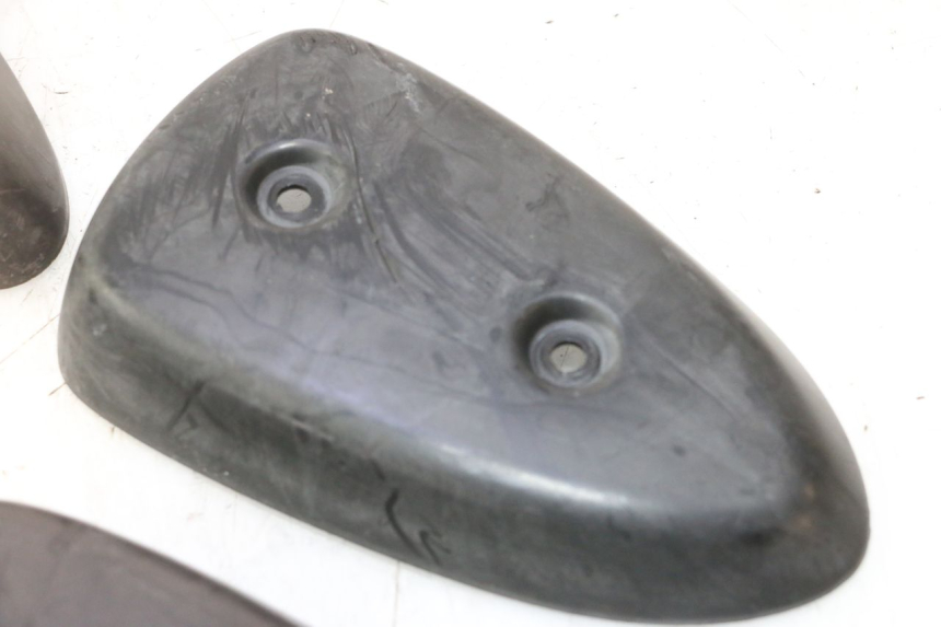 photo de CACHE CHASSIS LATERAL YAMAHA SLIDER 50 (1999 - 2004) - Zoom composants
