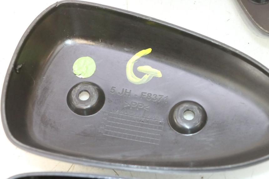 photo de CACHE CHASSIS LATERAL YAMAHA SLIDER 50 (1999 - 2004) - Autre angle de vue