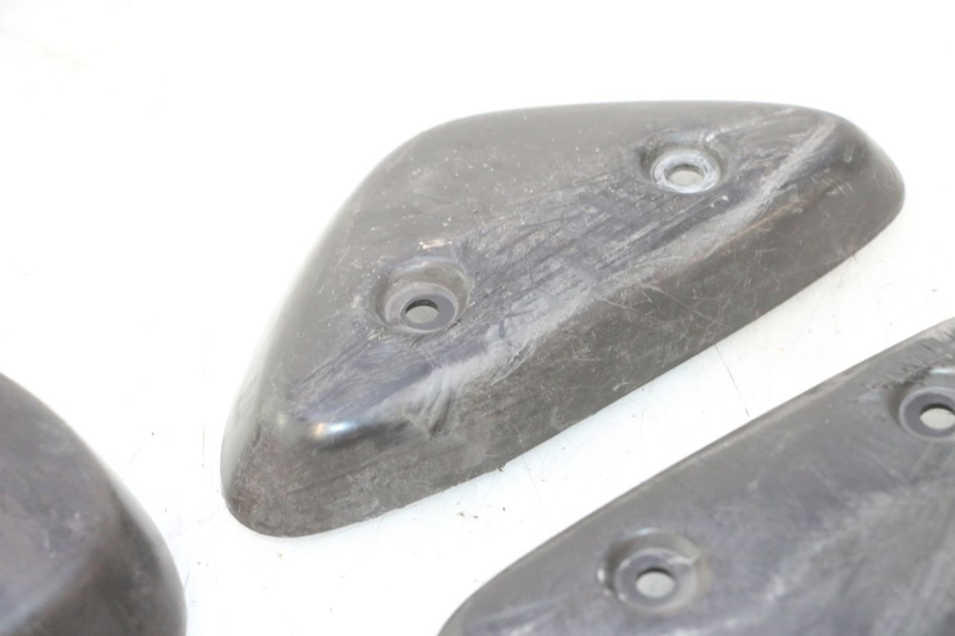 photo de CACHE CHASSIS LATERAL YAMAHA SLIDER 50 (1999 - 2004) - État de surface