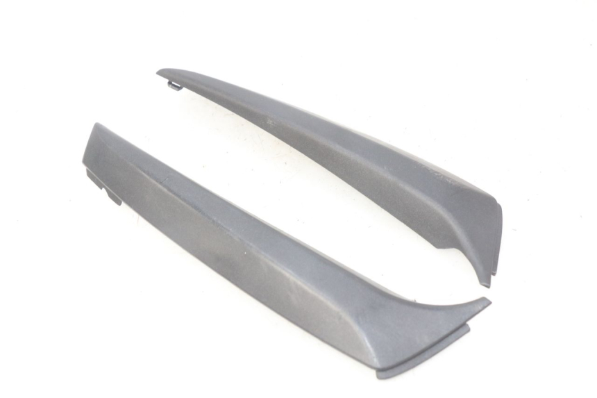 photo de CACHE CHASSIS LATERAL APRILIA SR 2T 50 (2012 - 2017)