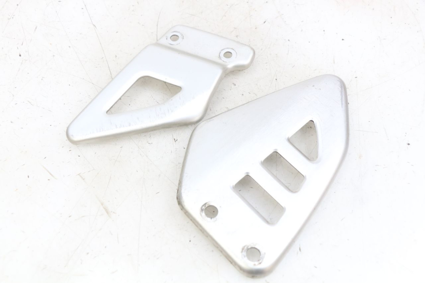 photo de CACHE CHASSIS LATERAL SUZUKI SV N 650 (1999 - 2002)