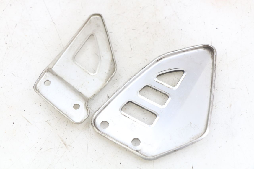 photo de CACHE CHASSIS LATERAL SUZUKI SV N 650 (1999 - 2002)
