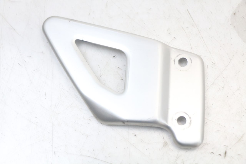 photo de CACHE CHASSIS LATERAL SUZUKI SV N 650 (1999 - 2002)