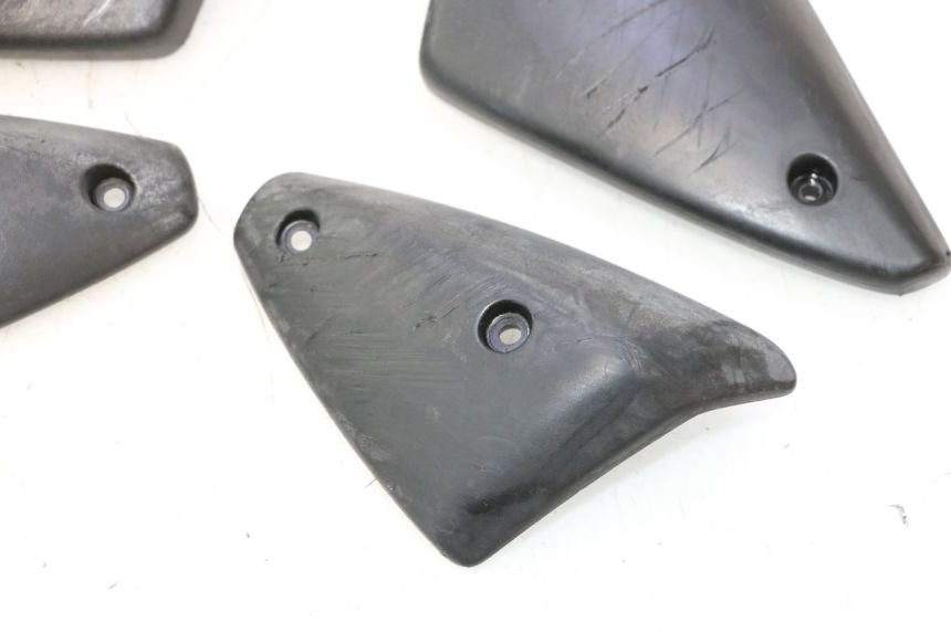 photo de CACHE CHASSIS LATERAL PEUGEOT TREKKER 50 (1995 - 2004) - État de surface