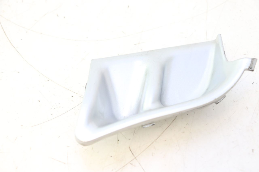 photo de CACHE CHASSIS LATERAL PIAGGIO TYPHOON 50 (1993 - 1999) - Vue d’ensemble