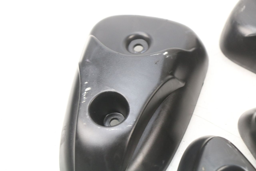photo de CACHE CHASSIS LATERAL YAMAHA SLIDER NAKED 50 (2004 - 2018)