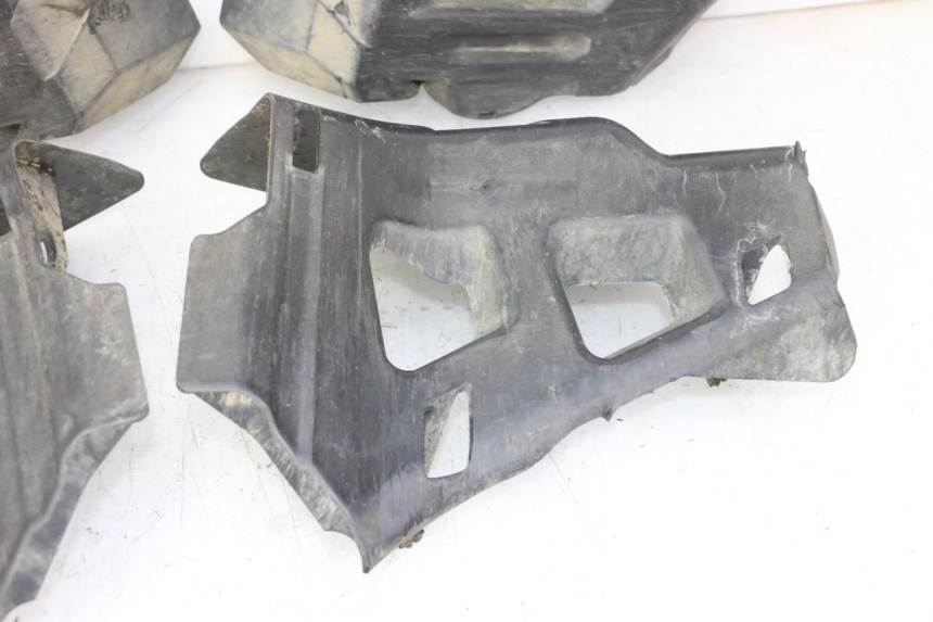 photo de CACHE CHASSIS LATERAL YAMAHA YFM GRIZZLY 550 (2008 - 2015)