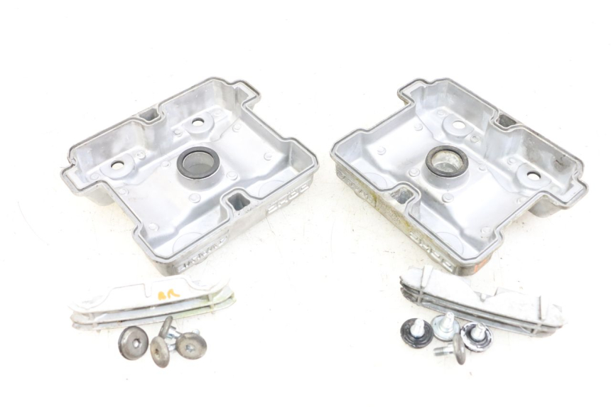 photo de Valve cover HYOSUNG GV AQUILA 125 (2000 - 2004) - Détail de la pièce