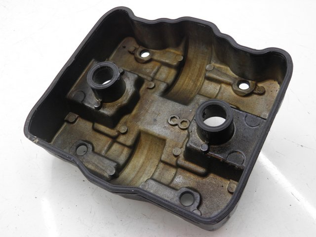 photo de CACHE CULBUTEUR AVANT HONDA VFR 750 (1990 - 1993)