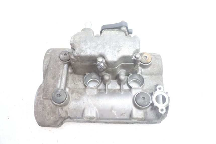photo de CACHE CULBUTEUR SUZUKI BURGMAN EXECUTIVE ABS 650 (2006 - 2012) - Détail de la pièce