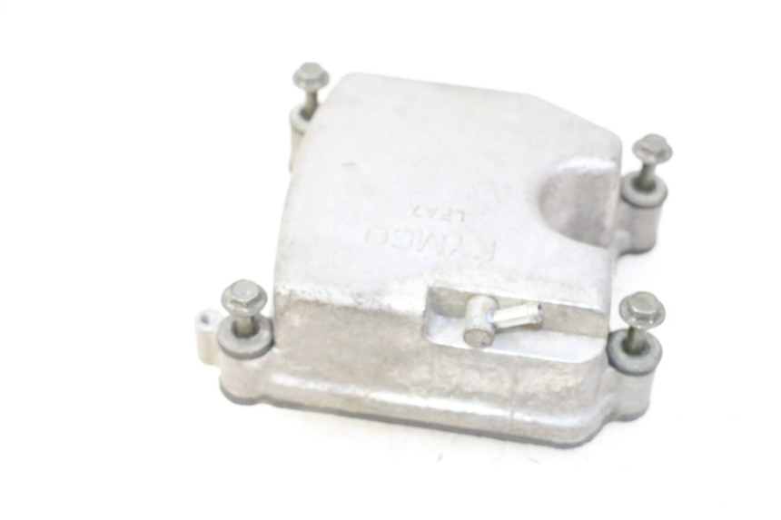 photo de CACHE CULBUTEUR KYMCO DINK STREET ABS 125 (2011 - 2018)