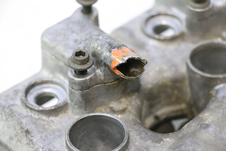 photo de CACHE CULBUTEUR YAMAHA FJR 1300 (2001 - 2005) - Zoom état d’usage