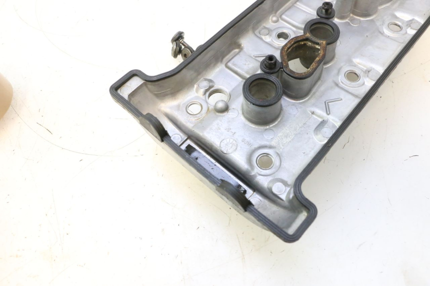 photo de CACHE CULBUTEUR YAMAHA FJR 1300 (2001 - 2005) - Vue d’ensemble