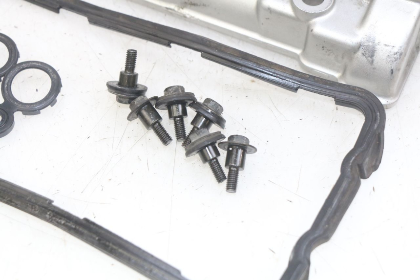 photo de CACHE CULBUTEUR KAWASAKI ZX-6R ZX6R 600 (1995 - 1997)