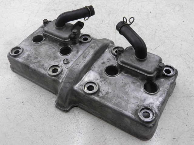 photo de CACHE CULBUTEUR KAWASAKI ZZR 600 (1995 - 2004)